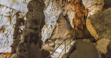 Экскурсии в `Красная пещера` из пгт Приморского