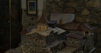 Детали маршрута: Сурб Хач (Армянская апостольская церковь)