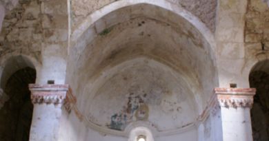Экскурсия из Феодосии: 2 монастыря: Сурб-Хач и Топловский монастырь фото 12723