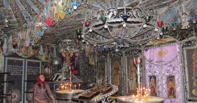 Экскурсии в Бисерный храм из пгт Приморского 2024
