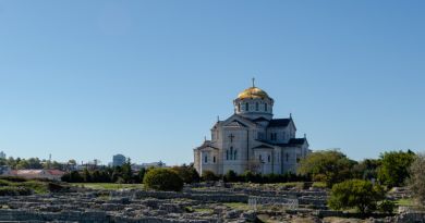 Визуальное знакомство с локацией: Свято-Владимирский кафедральный собор в Херсонесе Таврическом